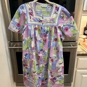 VINTAGE Smart Time House dress. No size tag, M?. GUC